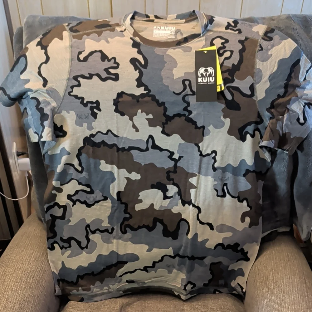 KUIU Ulta 120 Lt Merino Wool - Picture 1 of 4